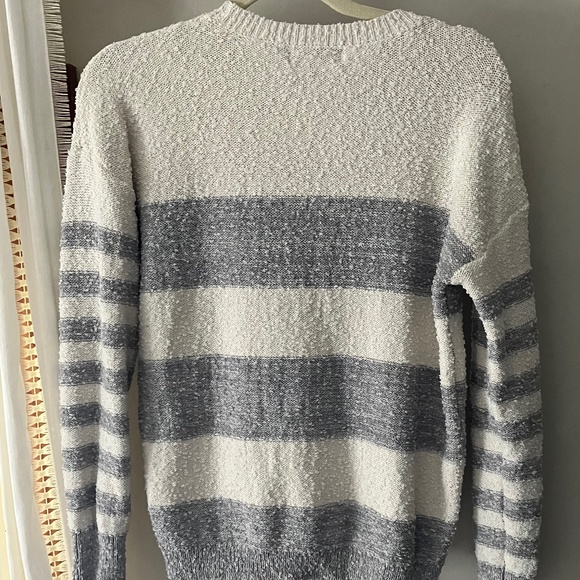 Knox Rose Striped Gray and White Sweater - Picture 2 of 3